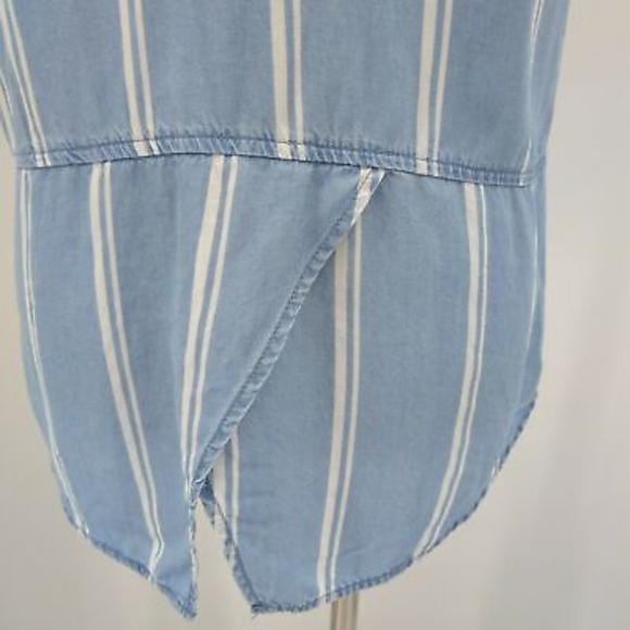 ANTHROPOLOGIE BeachLunchLounge Stripe Ombre Sleeveless Chambray Peplum Top EUC - Picture 7 of 9